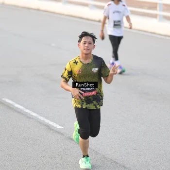 Runner Photo 6822485