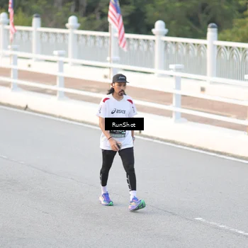 Runner Photo 6822583