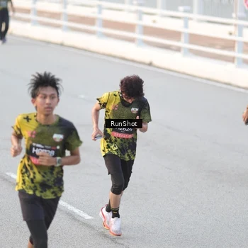 Runner Photo 6822640
