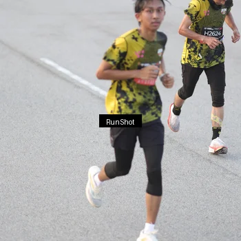 Runner Photo 6822672