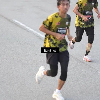 Runner Photo 6822683