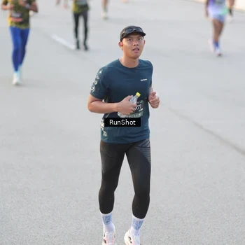 Runner Photo 6822843
