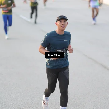 Runner Photo 6822864