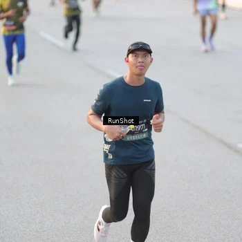 Runner Photo 6822874