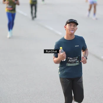 Runner Photo 6822925