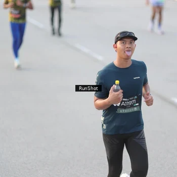 Runner Photo 6822939