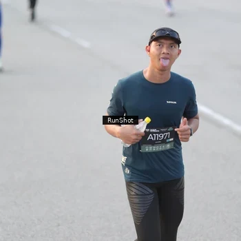 Runner Photo 6822972
