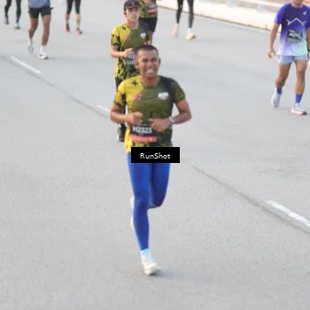 Runner Photo 6823015