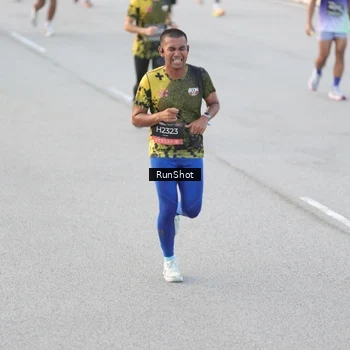 Runner Photo 6823031