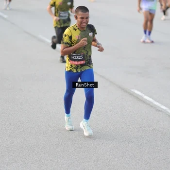 Runner Photo 6823056