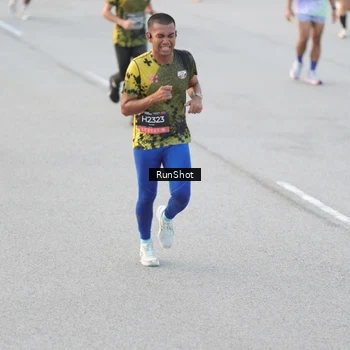 Runner Photo 6823057