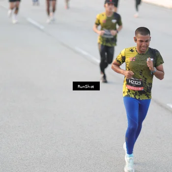 Runner Photo 6823109