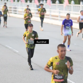 Runner Photo 6823164