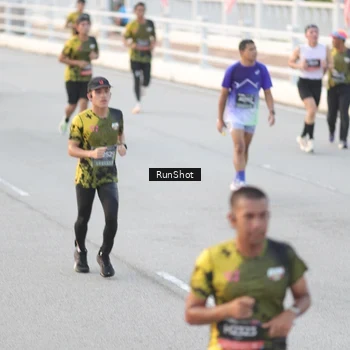Runner Photo 6823187