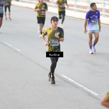 Runner Photo 6823228