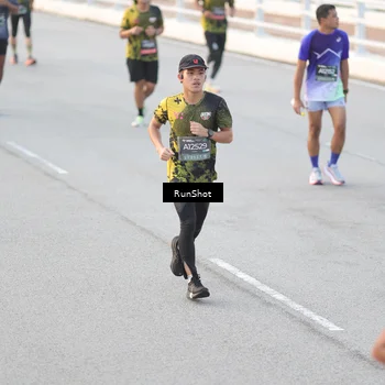 Runner Photo 6823237