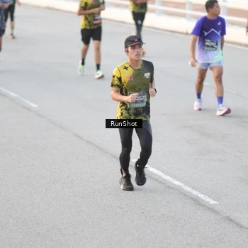 Runner Photo 6823256