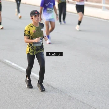 Runner Photo 6823357