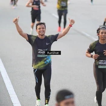 Runner Photo 6823368