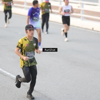 Runner Photo 6823384