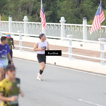Runner Photo 6823421