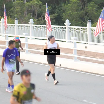 Runner Photo 6823423