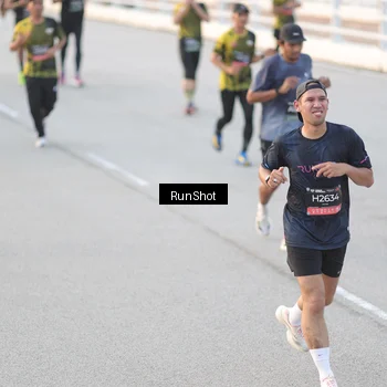 Runner Photo 6823715