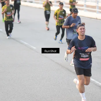 Runner Photo 6823730