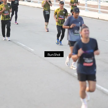 Runner Photo 6823735