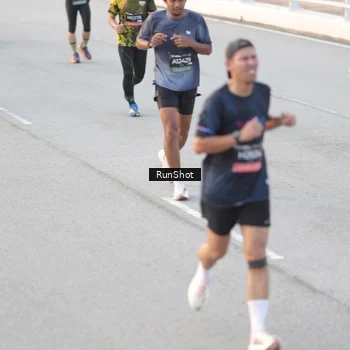 Runner Photo 6823743