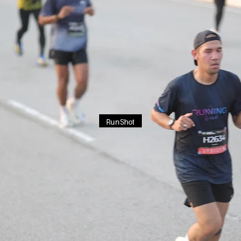 Runner Photo 6823869