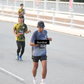 Runner Photo 6823947