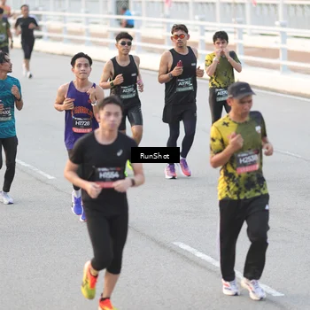 Runner Photo 6824160