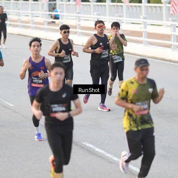 Runner Photo 6824168