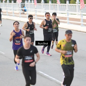 Runner Photo 6824184