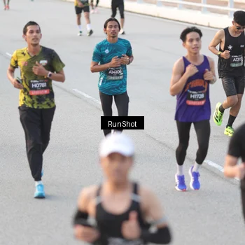 Runner Photo 6824250