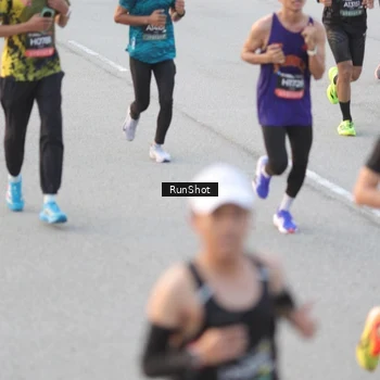 Runner Photo 6824291