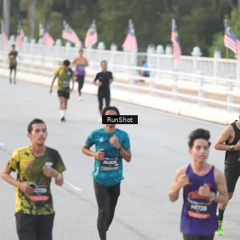 Runner Photo 6824304