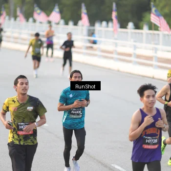 Runner Photo 6824334