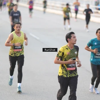 Runner Photo 6824357