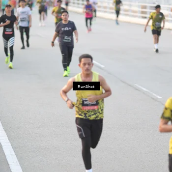 Runner Photo 6824414