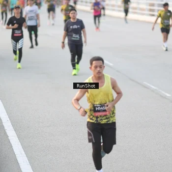 Runner Photo 6824424