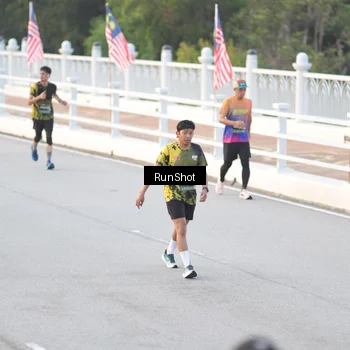 Runner Photo 6824603