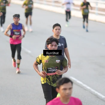 Runner Photo 6824724