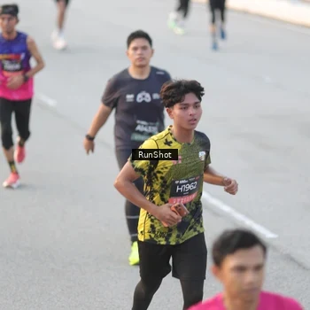 Runner Photo 6824759
