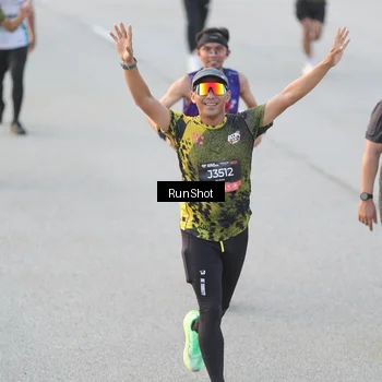 Runner Photo 6824829