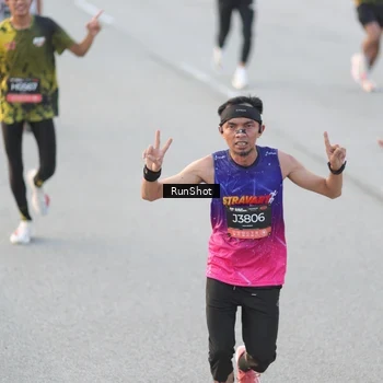 Runner Photo 6824939
