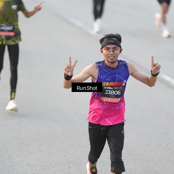 Runner Photo 6824975