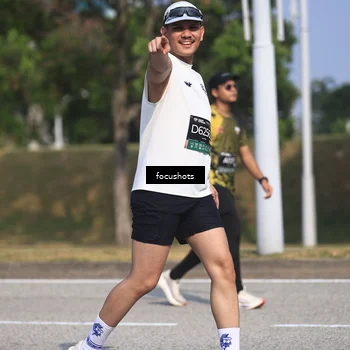 Runner Photo 6825007