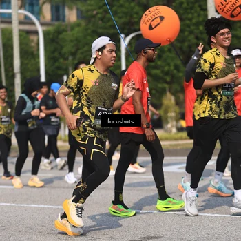 Runner Photo 6825013